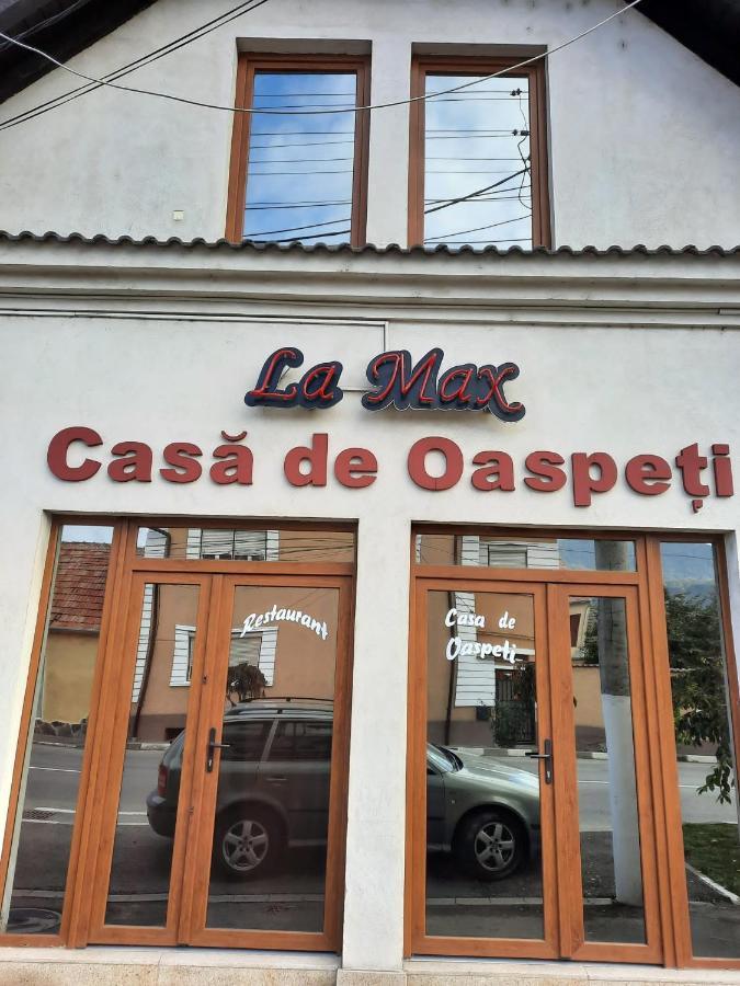 Casa De Oaspeti Maximilian คอดลา ภายนอก รูปภาพ